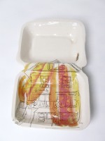 http://www.francesleeceramics.com/files/gimgs/th-22_ceramic take away carton hamburger and La Gavroche_web_2.jpg